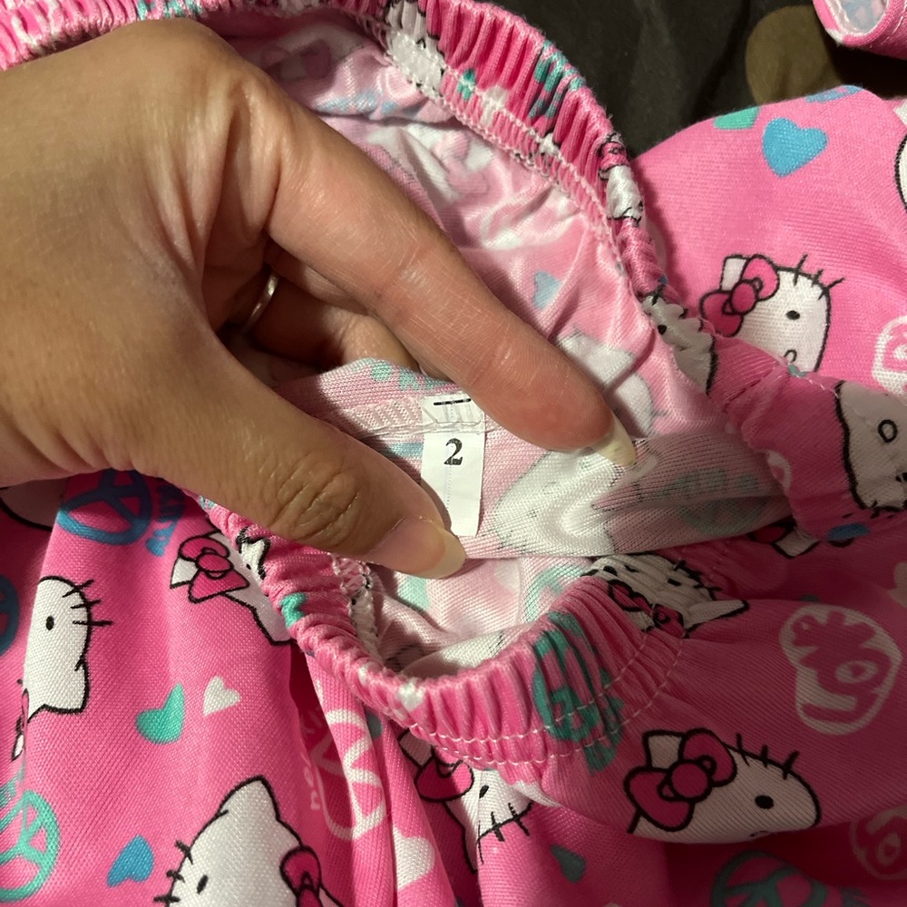 Hello Kitty PJ set ✌🏼☮️ - Picture 15 of 15